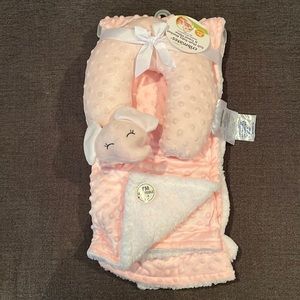 NWT Cribmates Baby Blanket and Travel Pillow Set